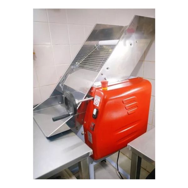 Sobadora De Pie 40 Cm Capacidad 5 Kg 1hp Electrica - Imagen 2
