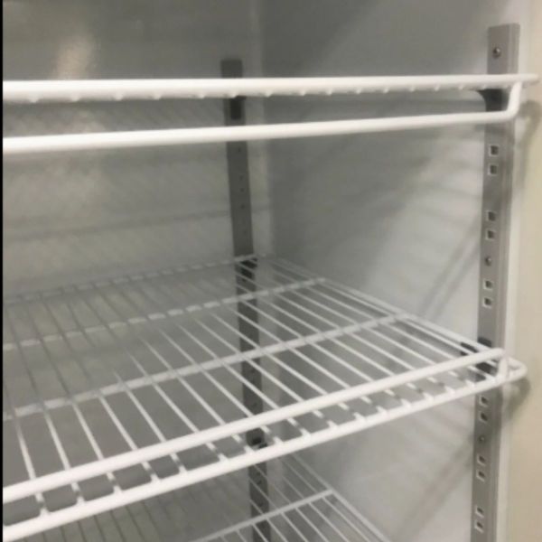 Expositor Vertical 1 Puerta Comercial 200w 380 Lt - Imagen 2