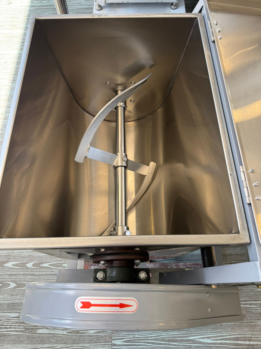 Amasadora Con Tacho De Volcar Unique 15 Lt Hr-jz15 - Imagen 7